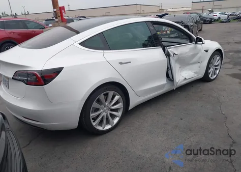 2018 Tesla Model 3 Long Range/Mid Range from USA, damaged, VIN 5YJ3E1EA6JF154656